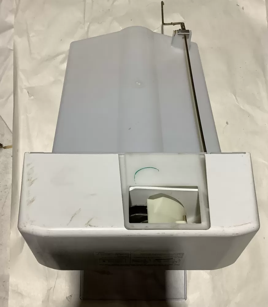 Whirlpool W10659156A Ice Maker Bucket AZ125175 | Sl211