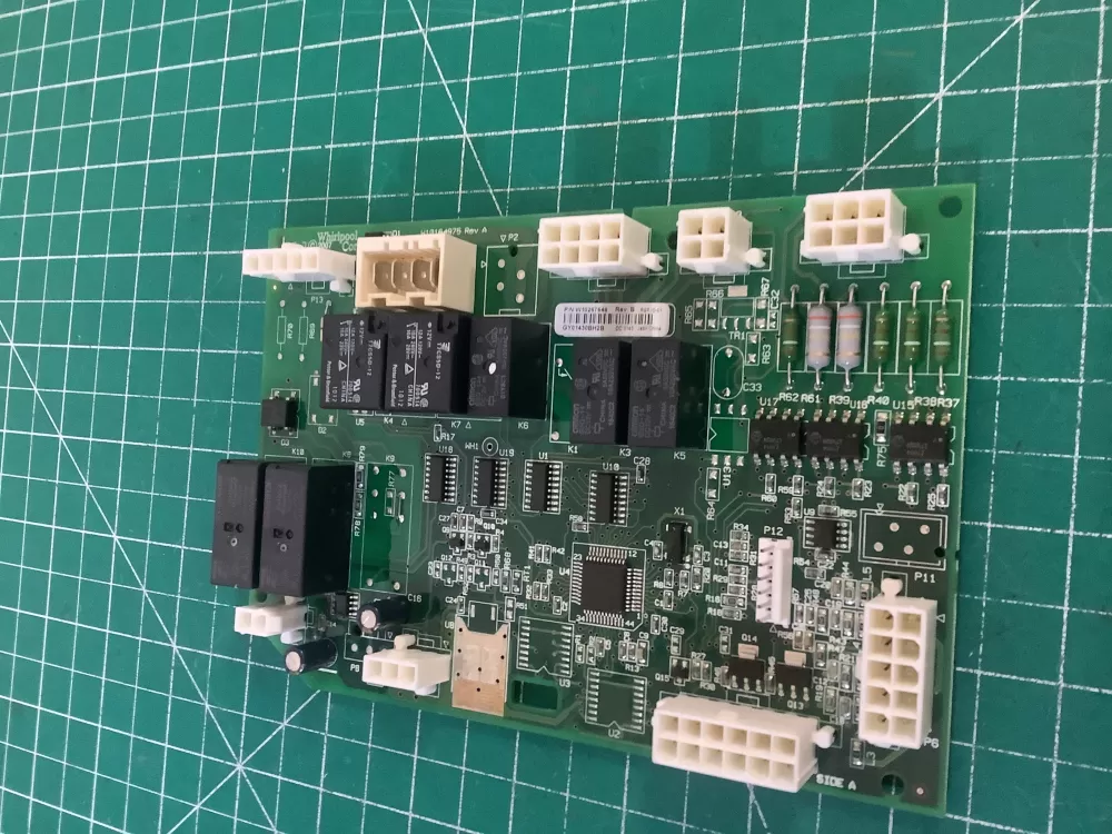 Whirlpool Maytag W10267646 Refrigerator Control Board AZ206659 | NR1122