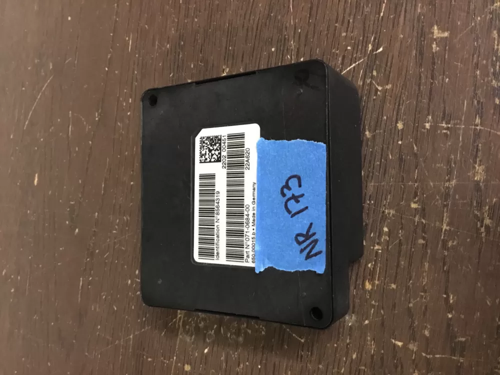  0684 00 Int69 Sc2 22 620  Kriwan Motor Protector Control Board AZ19592 | NR173