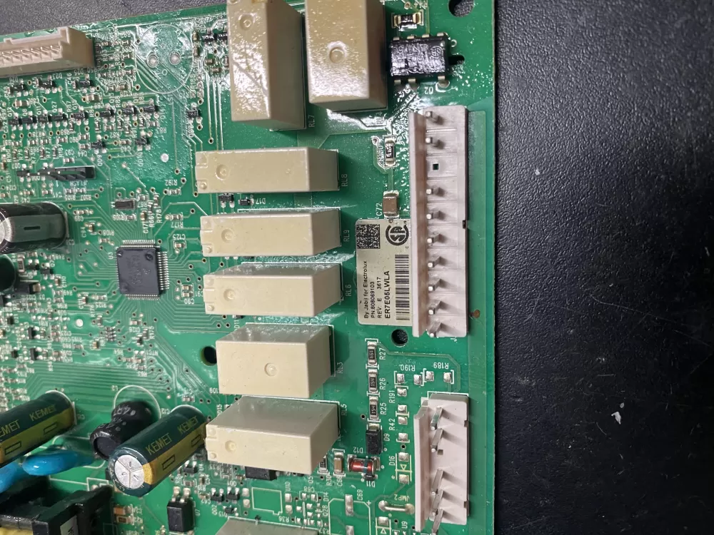 Frigidaire 5304522756 808069103  AP6976349 Refrigerator Control Board