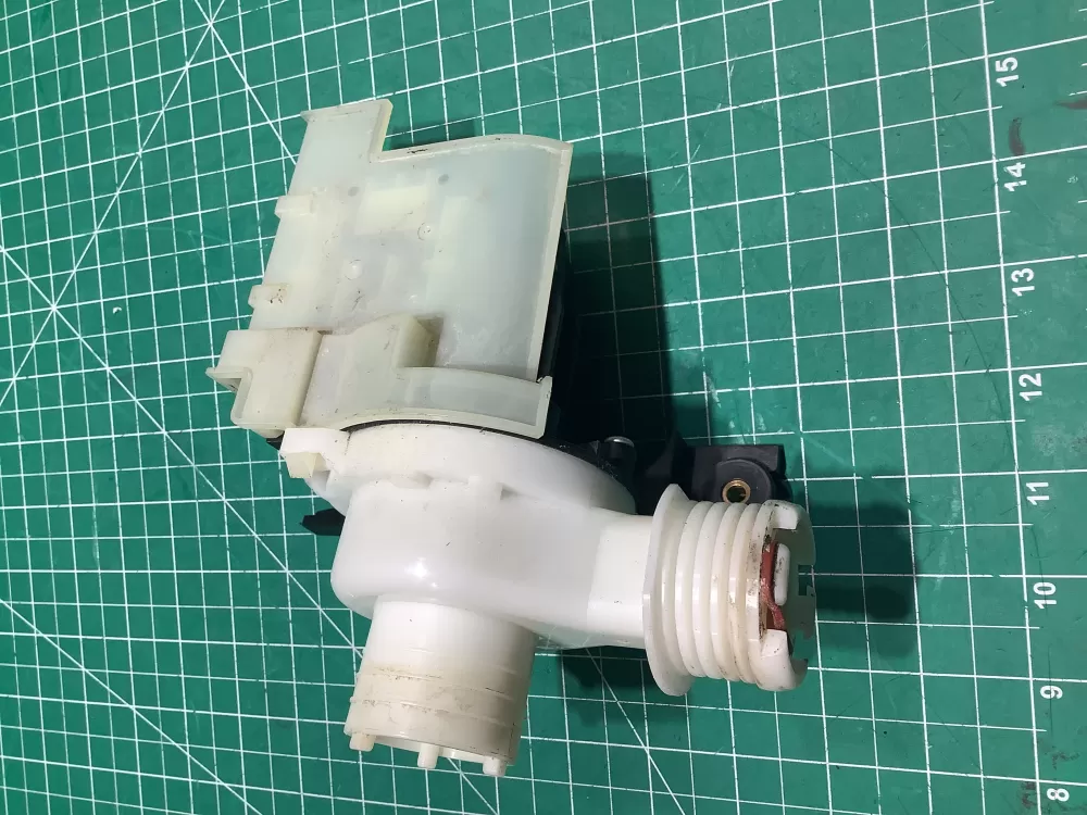Frigidaire 137108100 Washer Drain Pump Assembly AZ142408 | SL270