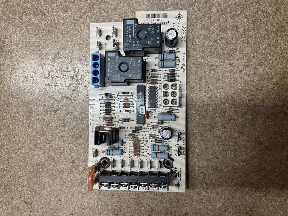 York  Coleman 1139-700 1139-83-7002 10160 Furnace Control Board
