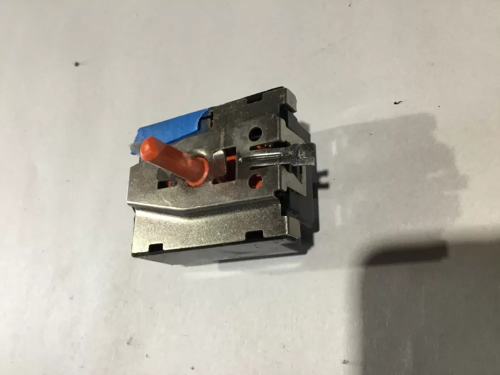 Hotpoint WE02X25282 Dryer Cycle Selector Switch AZ102194 | Sl160