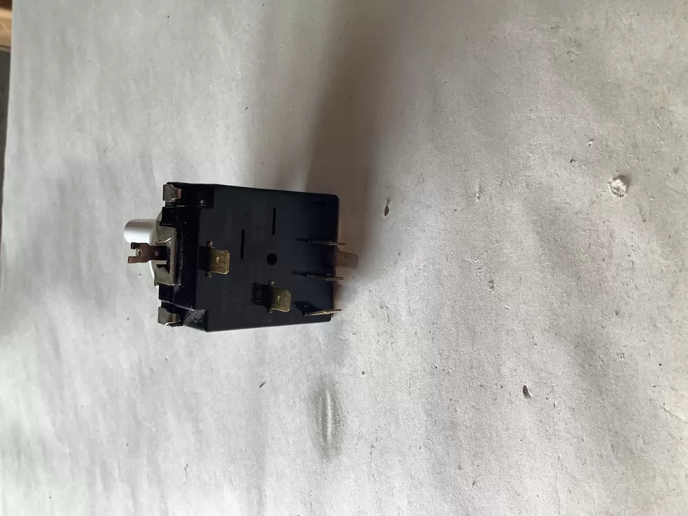 GE WE4M407 Temperature Sensor Switch AZ148962 | SL176