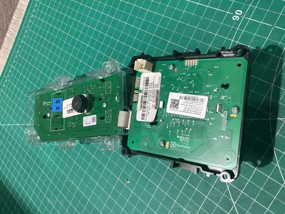 Electrolux Frigidaire 916062714 Dryer Control Board AZ191746 | AR557