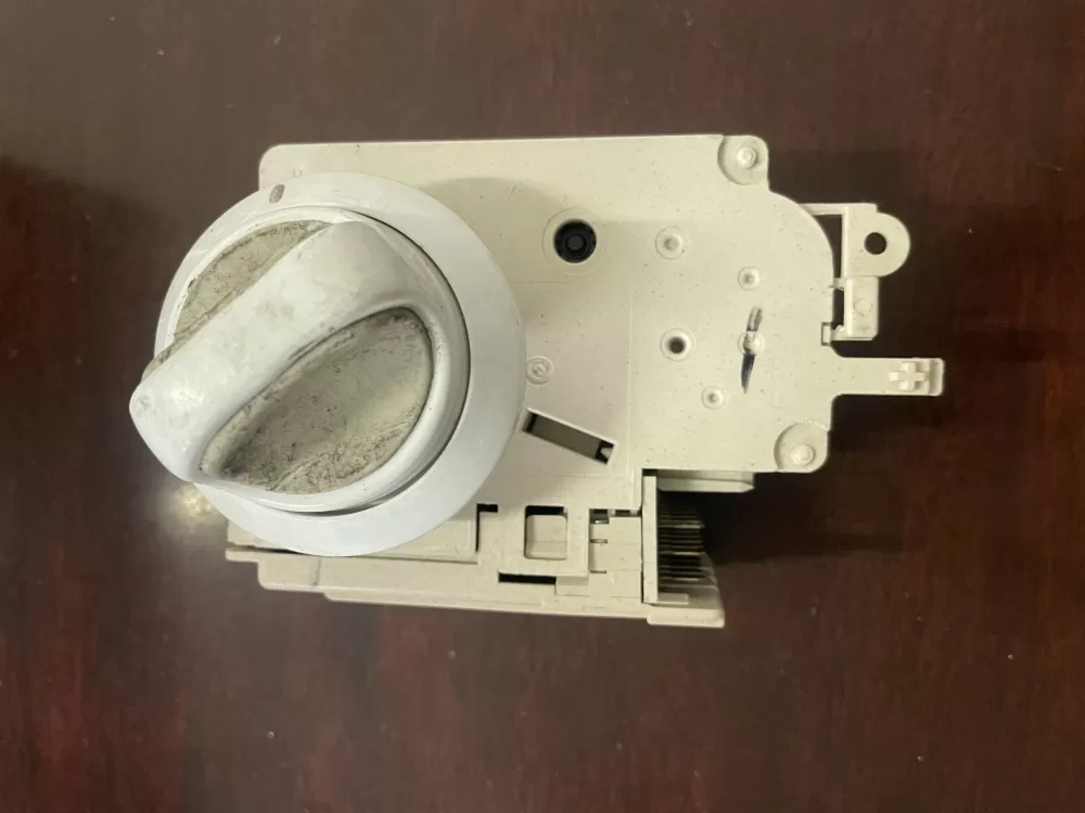 Kenmore  Frigidaire 137098300 Washer Combo Timer