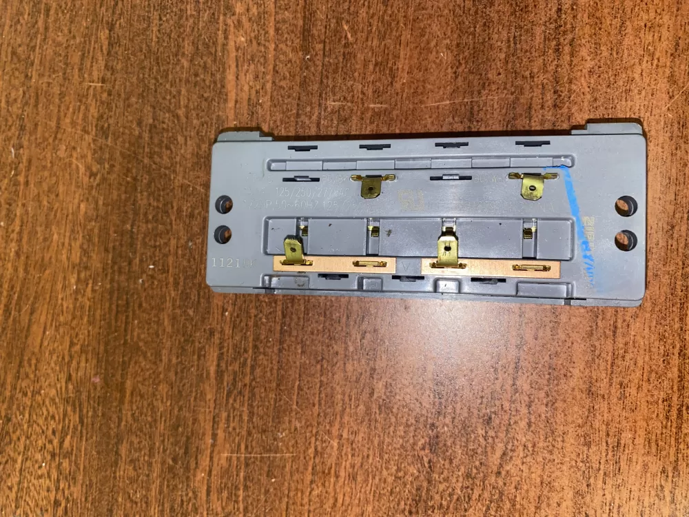 Frigidaire Kenmore Westinghouse Refrigerator Dispenser Switch AZ41382 | BK1719