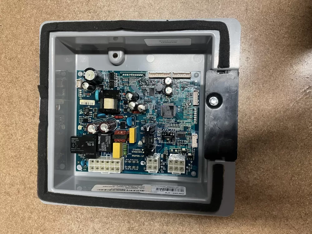 Frigidaire AP4695205 242000406 5303918458 5303918498 PS3419800 Refrigerator Control Board