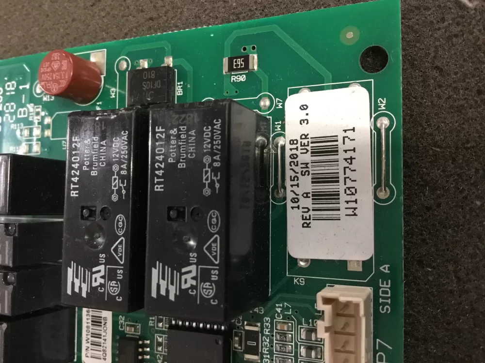 Whirlpool Jenn Air Maytag W10774171 Refrigerator Control Board AZ89092 | NR1140