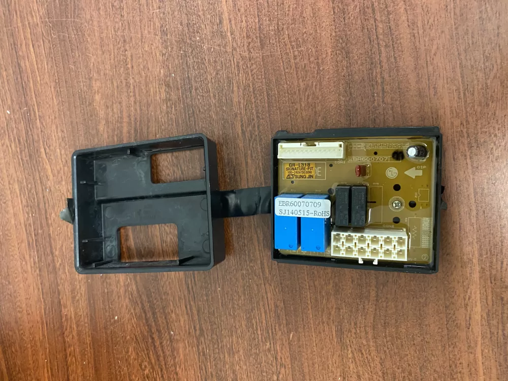 Kenmore  LG EBR60070709 Refrigerator Control Board