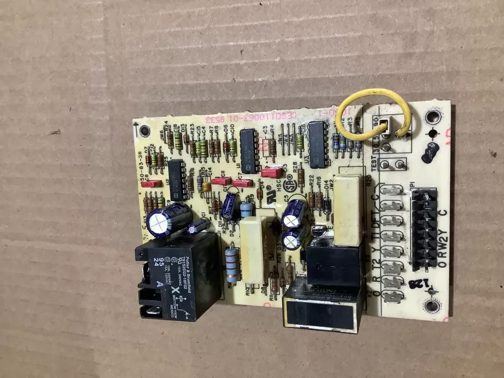 Carrier Bryant 1050-83-3 Furnace Control Board AZ109415 | AR1729