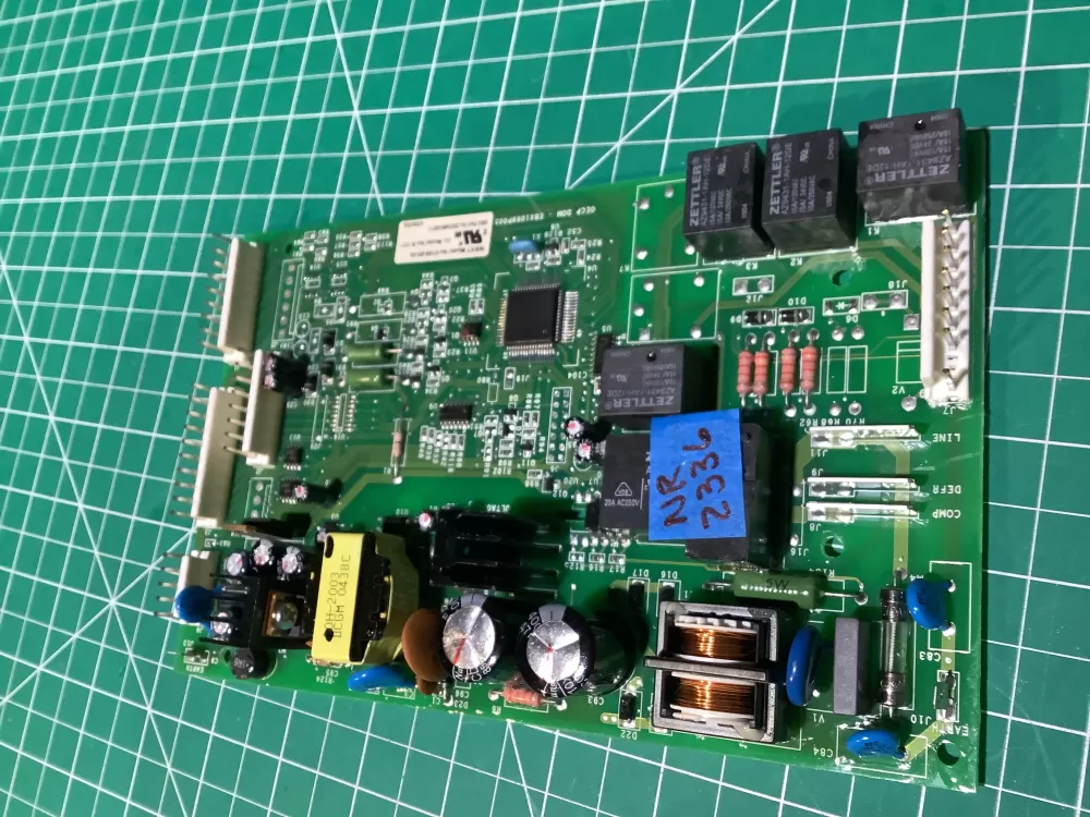 GE 200D2260G008 AP7188100 Refrigerator Control Board AZ130914 | NR2336