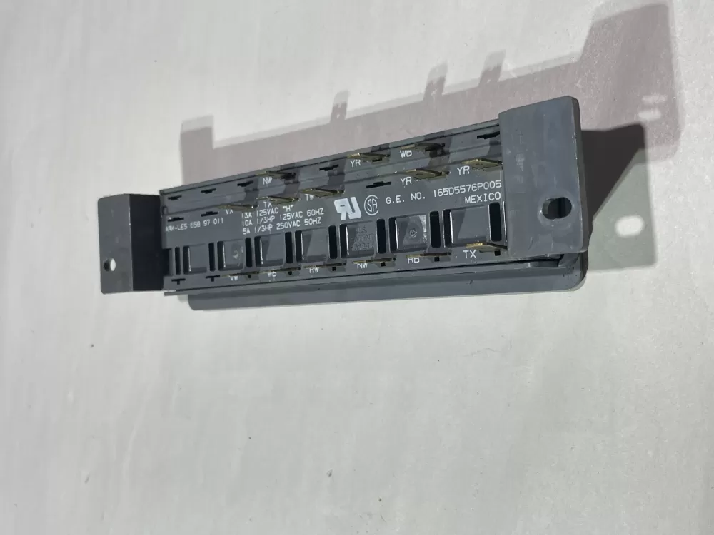 GE Dishwasher Push Button Switch Wd21x10089 AZ145804 | Wm2435