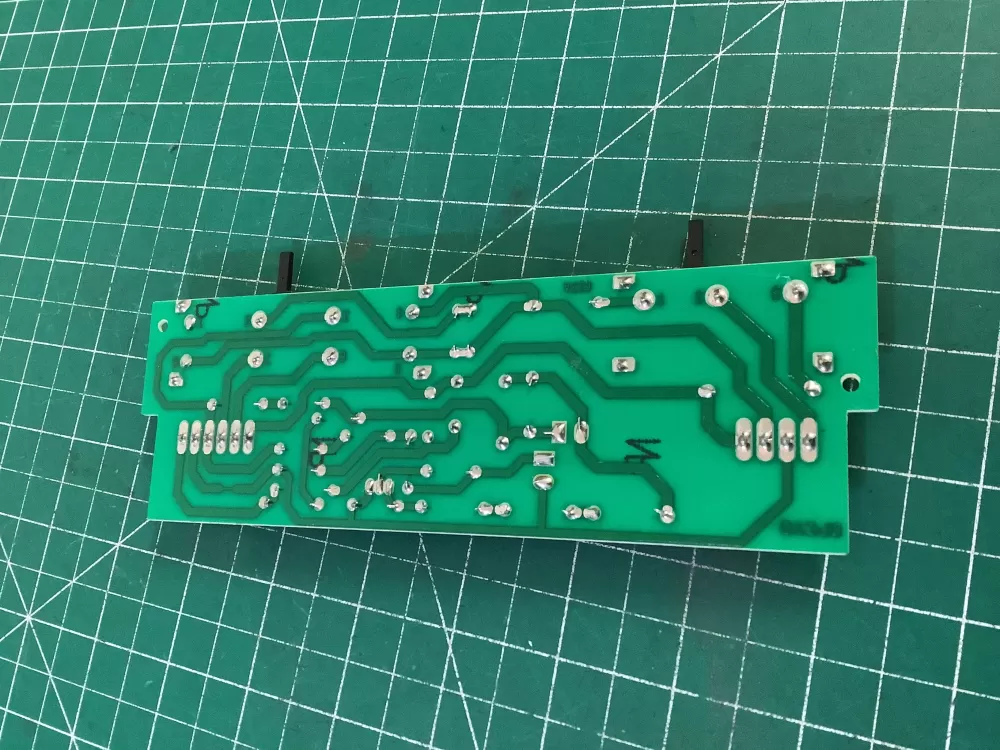 GE WR55X129 Refrigerator Dispenser Control Board AZ204190 | NR334