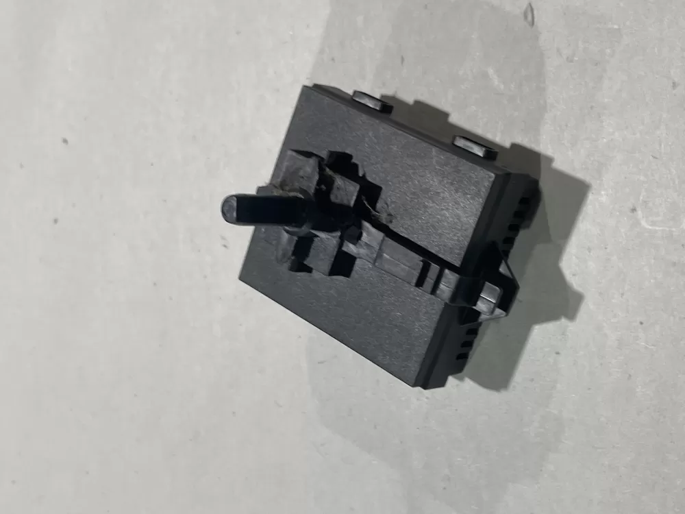 Whirlpool  Kenmore  Amana AP6016496 W10113058 W10184148 WPW10184148 PS11749784 Washer Temperature Switch