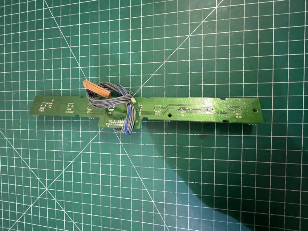 Televison Elecreonic Control Board 2004 07 02 AZ187174 | KM2714