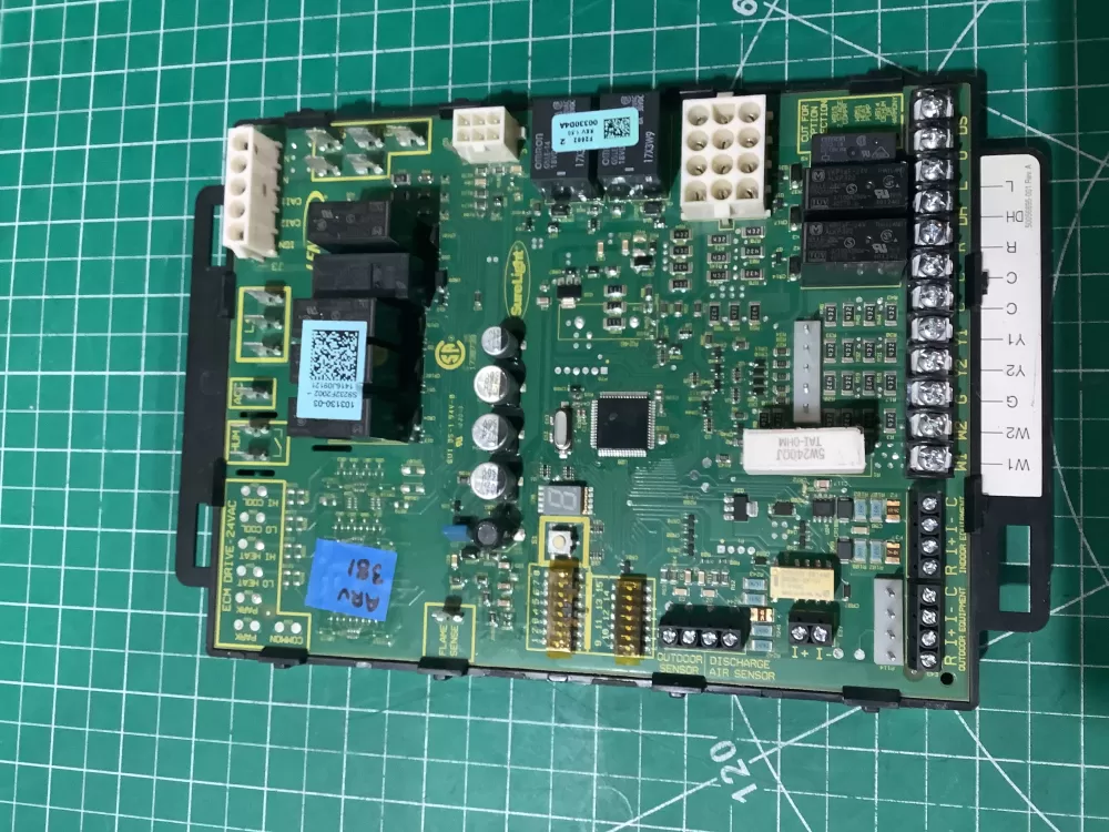 Lennox 103130-05 OEM Ignition Control Circuit Board AZ194033 | ARV381