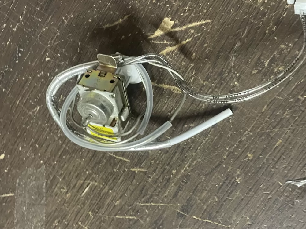 Frigidaire 450226-14 Refrigerator Thermostat Switch AZ47593 | Wm562