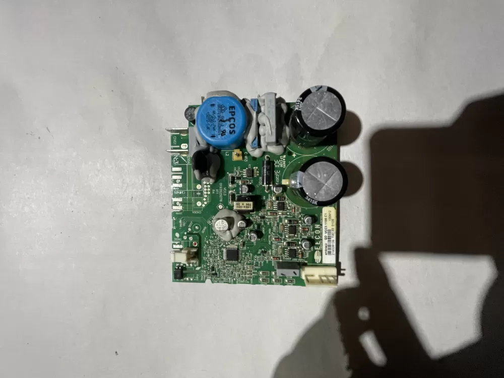 GE VCC3 1156 C1 Refrigerator Control Board Compressor Unit