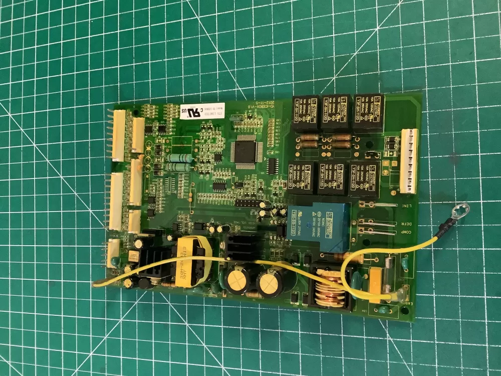 GE SA33962 Refrigerator Main Control Board