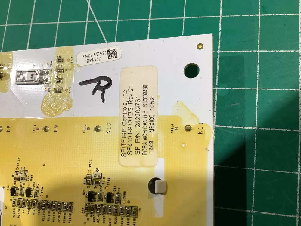 Frigidaire 242209731 Refrigerator Display Control Board AZ153466 | NR118