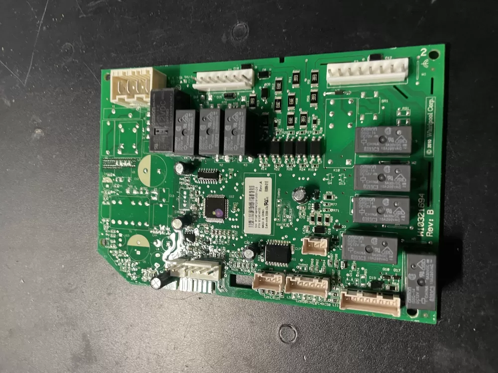 Whirlpool  Maytag  KitchenAid  Jenn-Air AP6329003 W10467104 W10614933 W10886280 WPW10614933 W11035835 PS12346620 Refrigerator Control Board