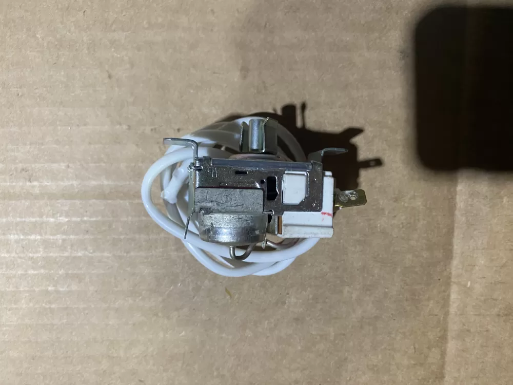 Westinghouse PS8769007 Thermostat Cold Control AZ78832 | BK1590