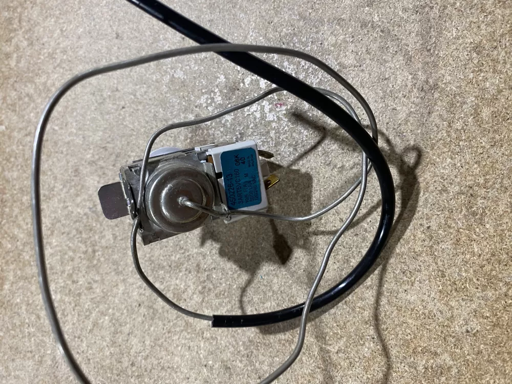 Frigidaire  Kenmore 450226-13 Refrigerator Temperature Control Thermostat