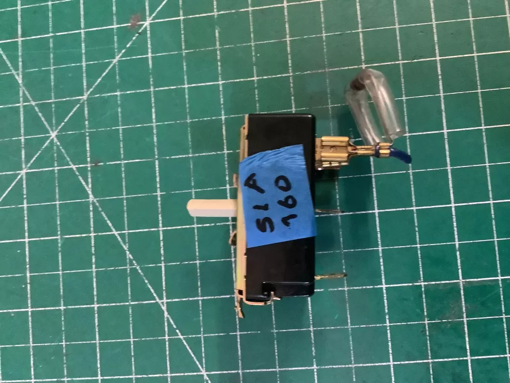 Frigidaire Westinghouse 131048100C Dryer Switch AZ199229 | SL160