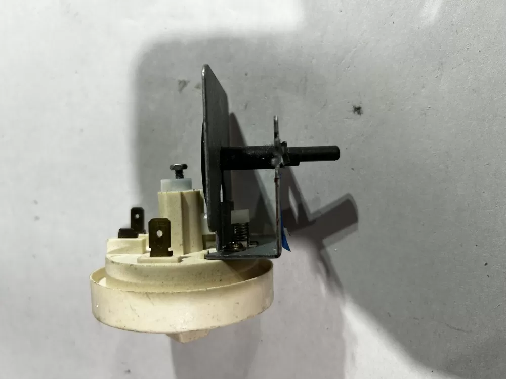 GE Washer WH12X10065 175D2290P028 Pressure Switch AZ167711 | Sl193