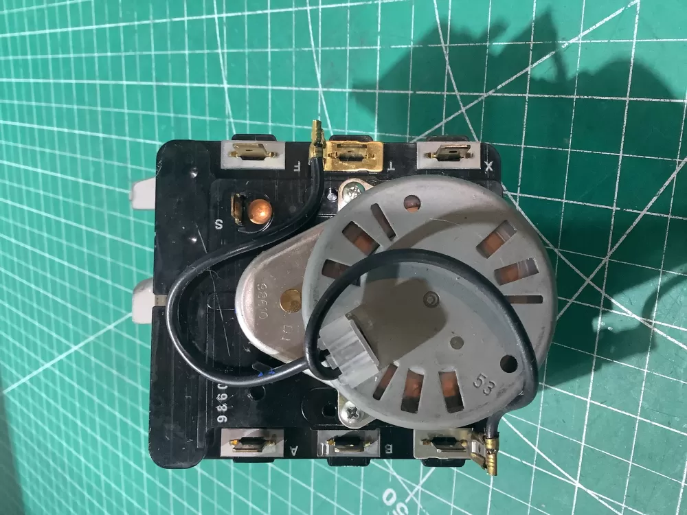 GE 572D520P021 WE4M271 Dryer Timer AZ193967 | AR125