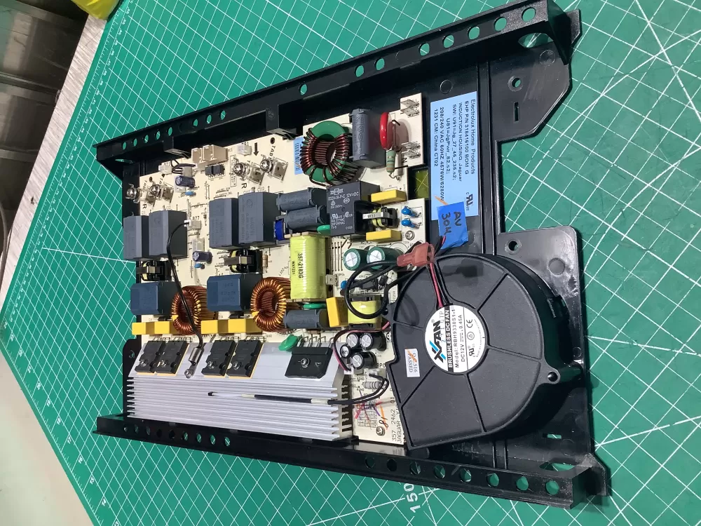 Kenmore 318416100 Cooktop Control Board AZ186149 | AV304
