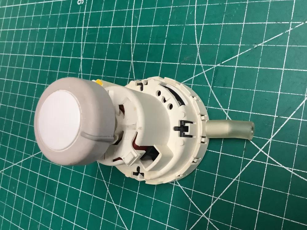 Kenmore 740 9004 3366847 Washer Water Level Pressure Switch AZ202182 | SL127