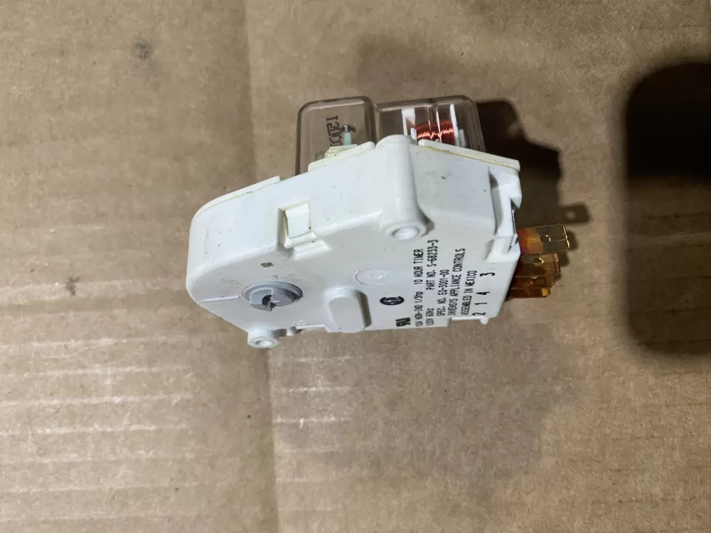 Admiral Jenn Air S-68233-3 Refrigerator Defrost Timer AZ78845 | BK1590