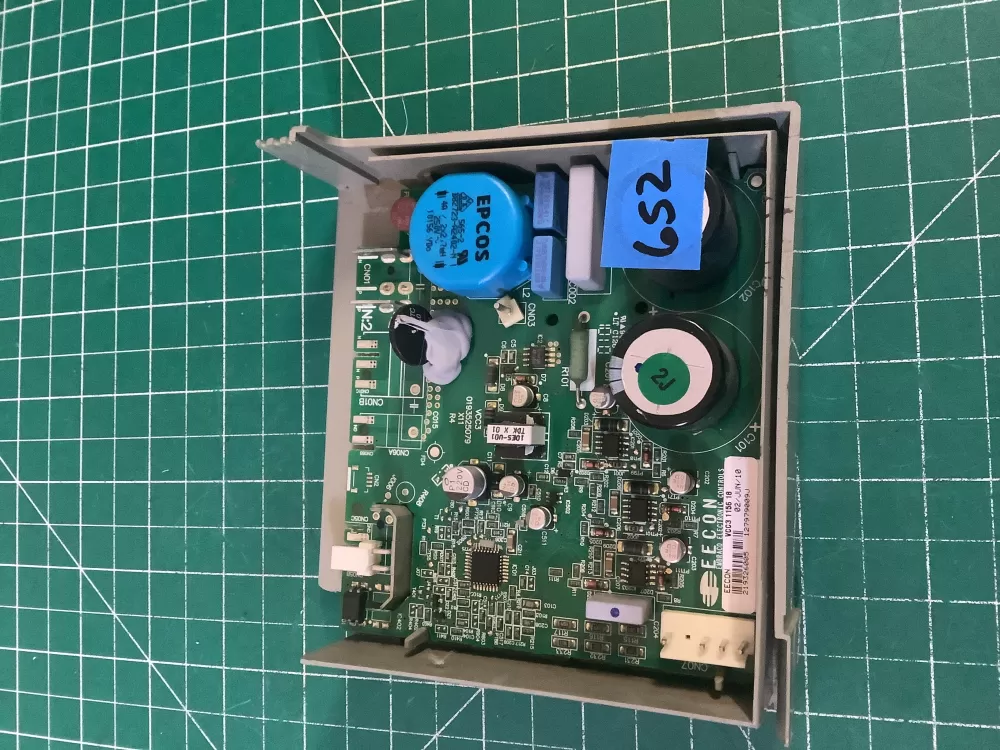 Refrigerator Inverter Board VCC3 1156 QA F 06 241577505 AZ195101 | NR652