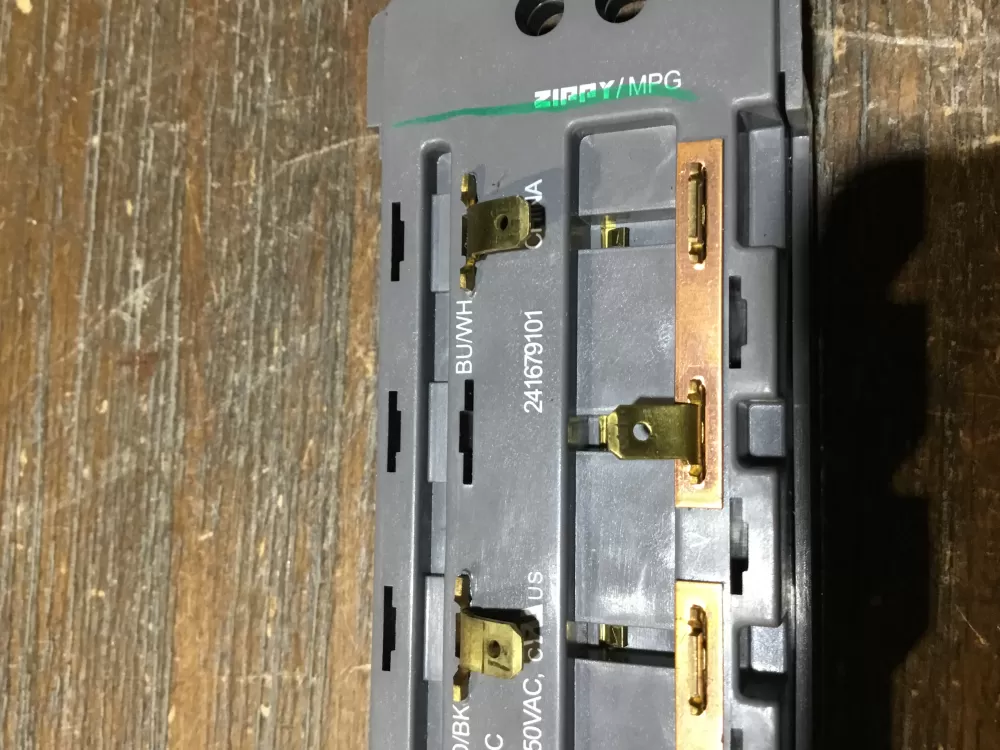 Frigidaire Kenmore Westinghouse Refrigerator Dispenser Switch AZ57855 | NR1912