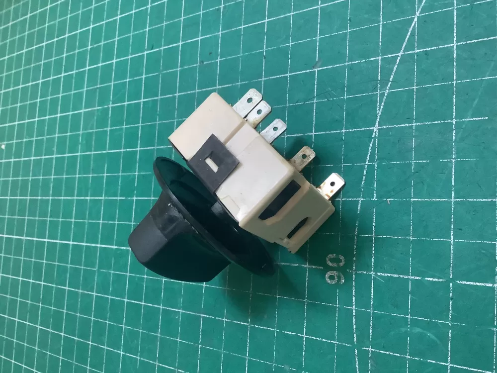 Kenmore AP3890378 1155394 316021500 Range Infinite Switch AZ221367 | SLA47