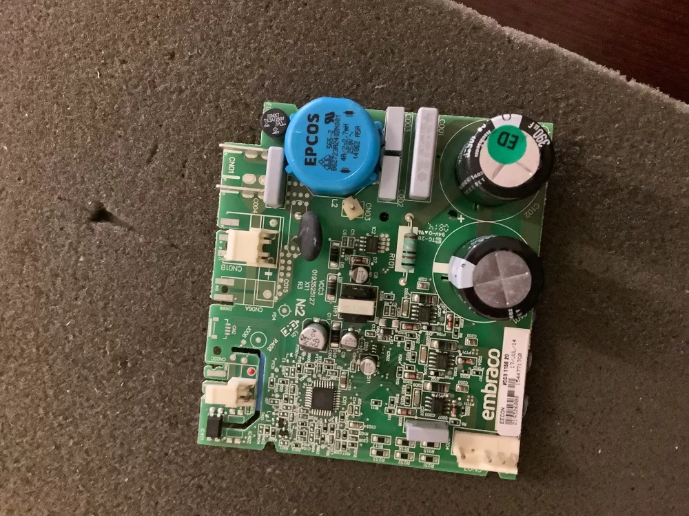 Bosch  Thermador 00650436  AP4527148  2000942  650436  AH3480585  EA3480585  PS3480585  PS8731186  VCC3 1156 20 F 25 Refrigerator Inverter Control