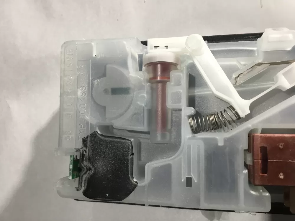 Bosch I22 Dishwasher Detergent Soap Dispenser AZ100305 | Sl28