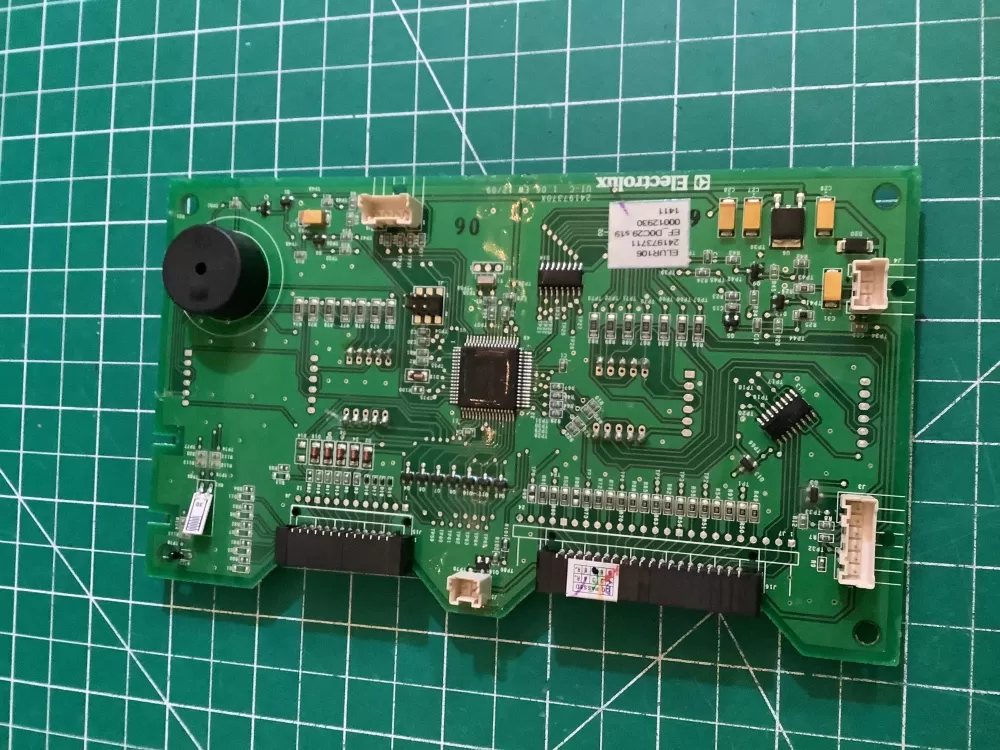 Kenmore 241973702 Refrigerator Dispenser Control Board AZ152463 | NR2118