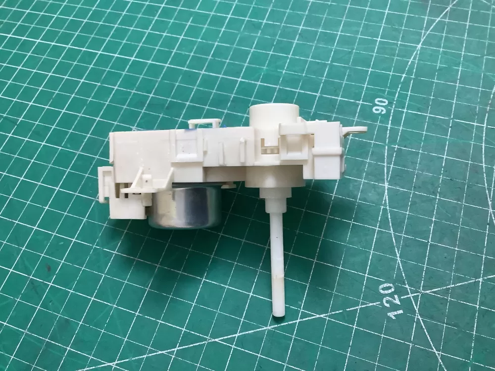 Whirlpool W10195076 Dishwasher Diverter Motor AZ217740 | SLA104