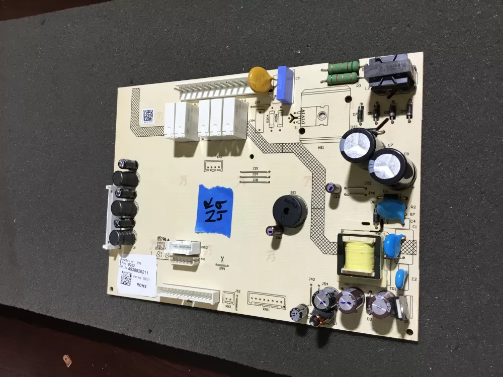 Blomberg Freezer 4938826211  AP7256424 Control Board AZ95834 | NR49