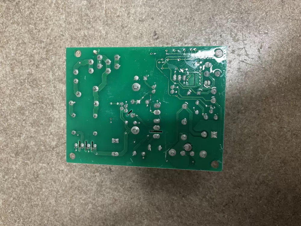 Whirlpool Maytag KitchenAid Kenmore Refrigerator Control Board AZ21304 | KM1534