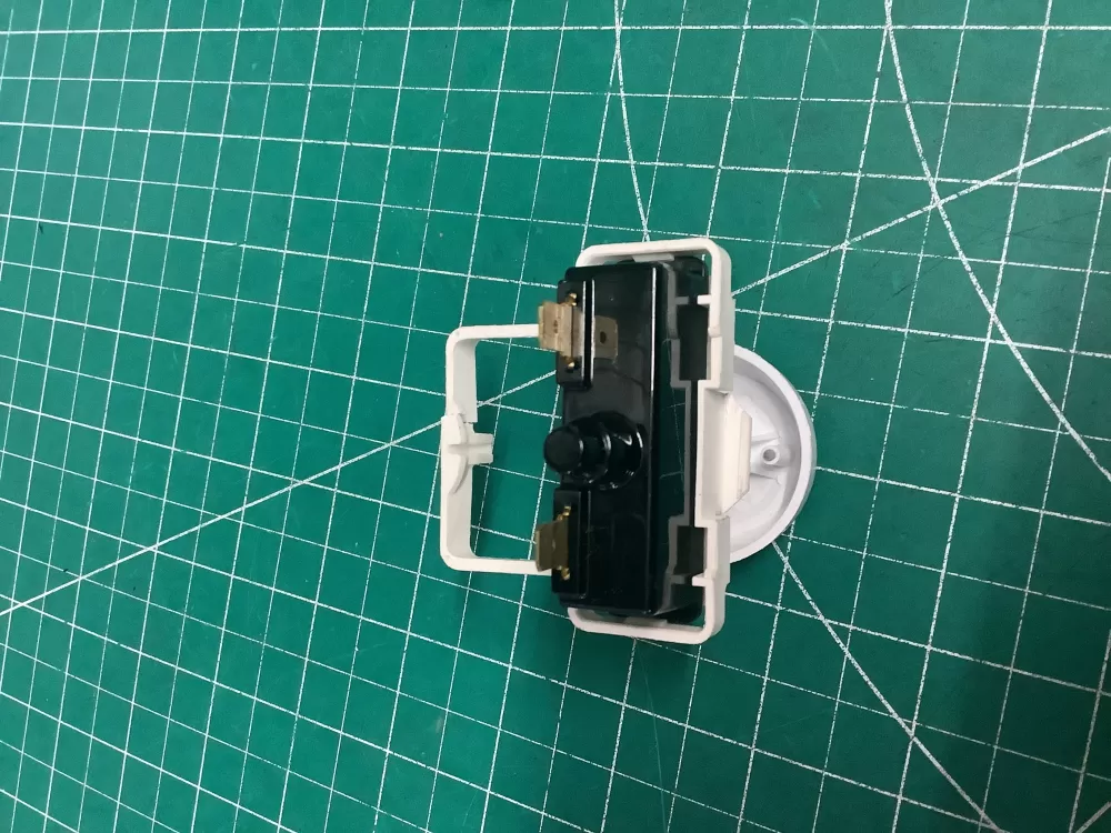 Whirlpool Dryer Switch Push To Start 3977456 0223 AZ205632 | SL119