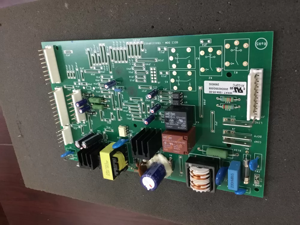 GE 200D6235G005 EBX1110P003 Refrigerator Control Board