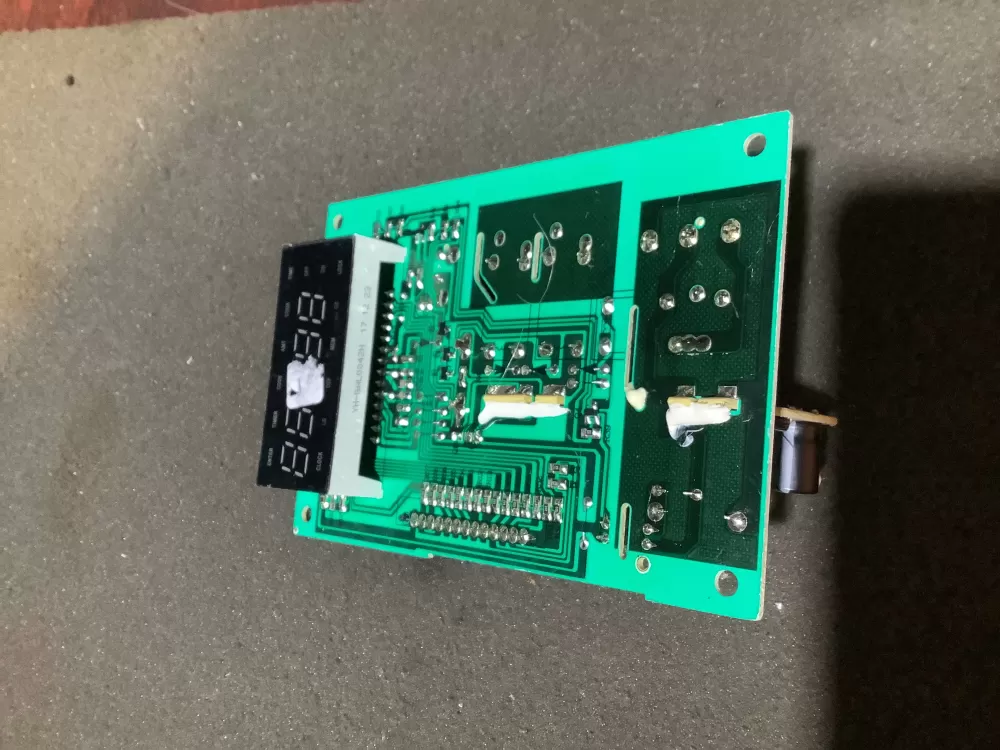 GE 700039028 Microwave Control Board AZ123916 | NR2256