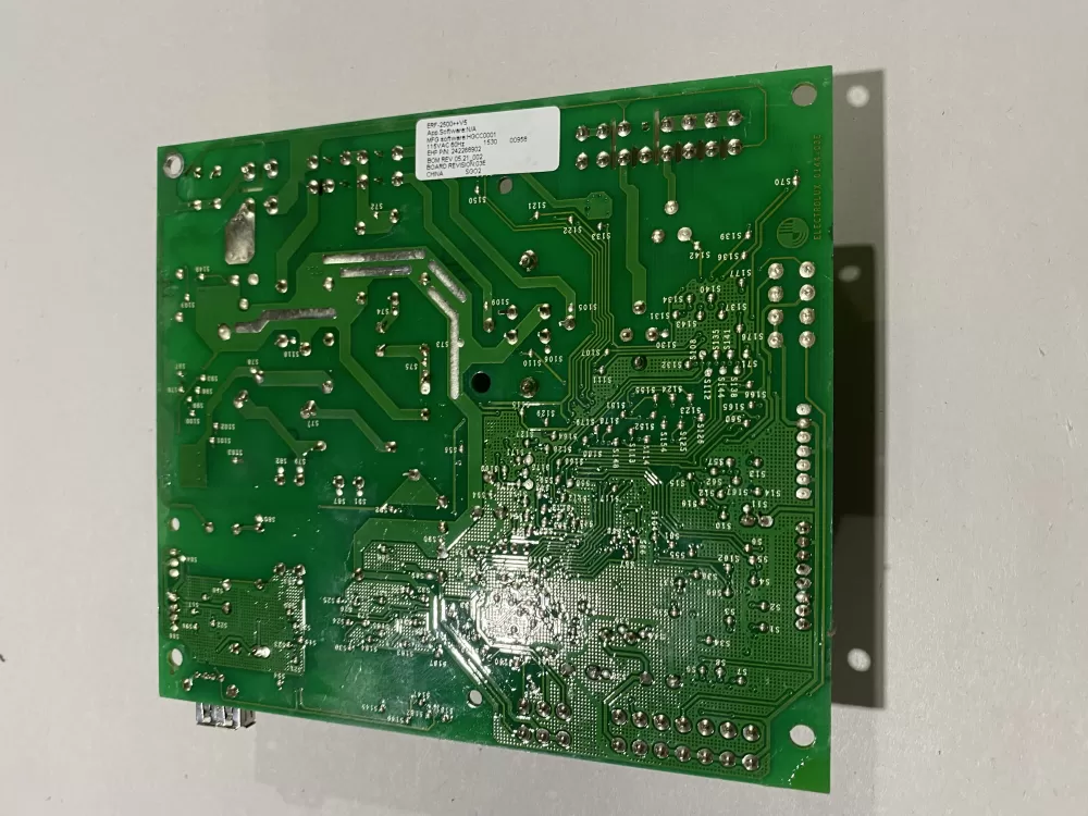 Frigidiare 242268902 Refrigerator Main Control Board AZ164781 | BK2541