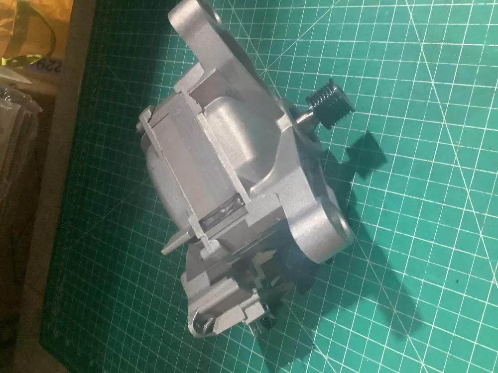 Bosch 00145836 8001015638 Washer Drive Motor AZ143062 | SL279