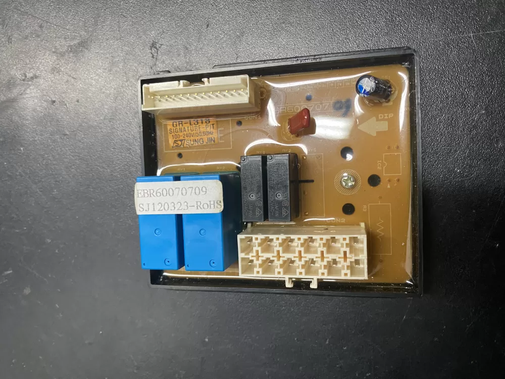 Kenmore LG EBR60070709 Refrigerator Control Board AZ21825 | BK975