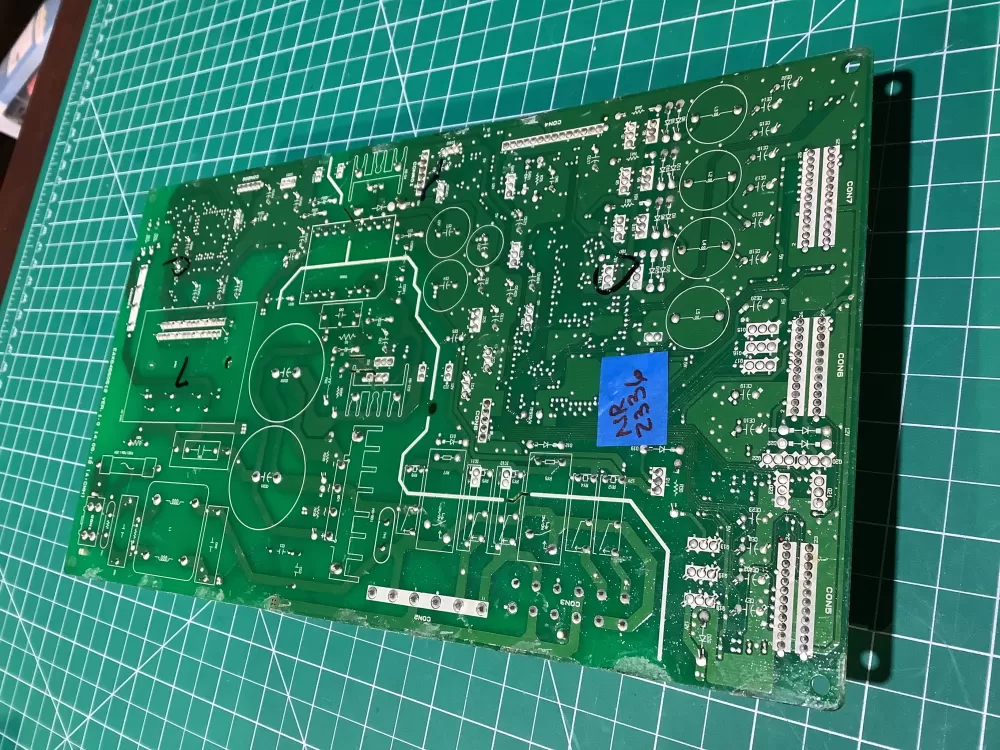 LG Kenmore EBR74796470 Refrigerator Control Board AZ130854 | NR2336
